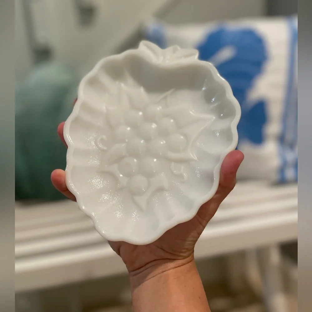 Milk Glass white glass